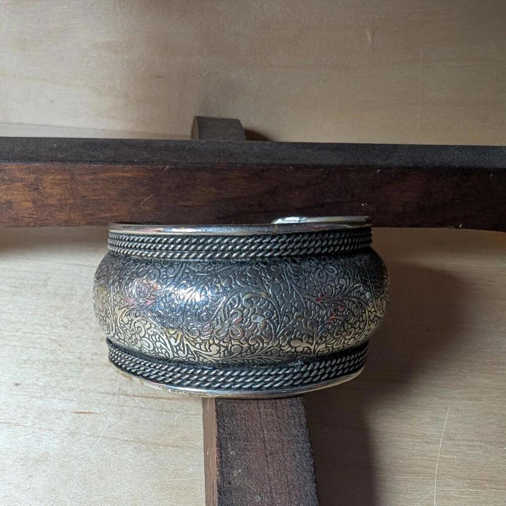 Vintage 90s Wide Silver Cuff Bracelet